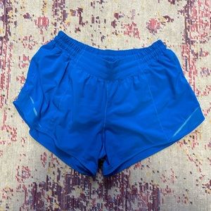 Lululemon Hotty Hot 4” Low Rise Short